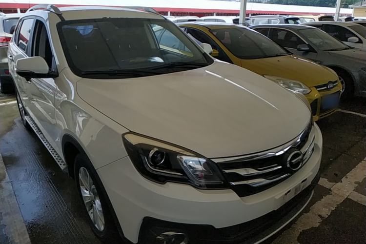 Used GAC Trumpchi GS5 Super 2015 2.0L Automatic Two-Wheel Drive Comfort Edition Front Right 45 Deg