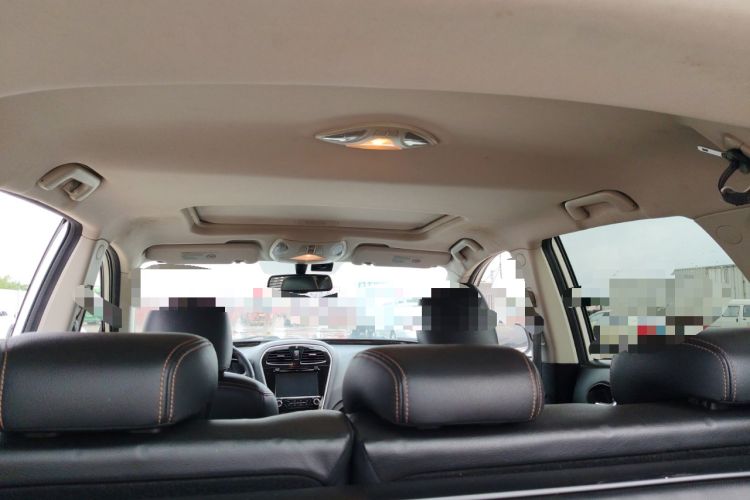 Used GAC Trumpchi GS5 Super 2015 1.8T Automatic Two-Wheel Drive Luxury Edition Headliner