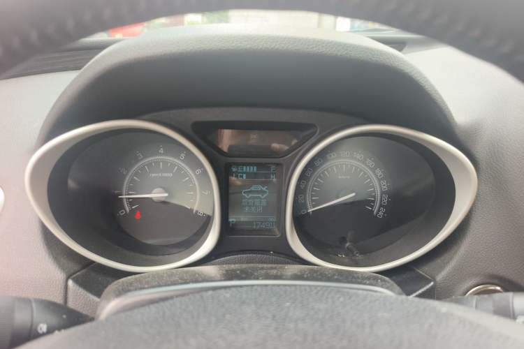 Used GAC Trumpchi GS5 Super 2015 1.8T Automatic Two-Wheel Drive Luxury Edition Instrument Cluster