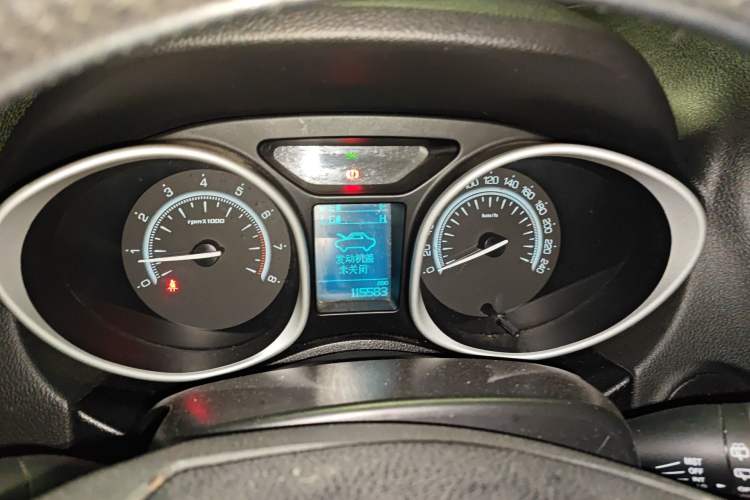 Used GAC Trumpchi GS5 Super 2015 2.0L Manual Two-Wheel Drive Elite Edition Instrument Cluster