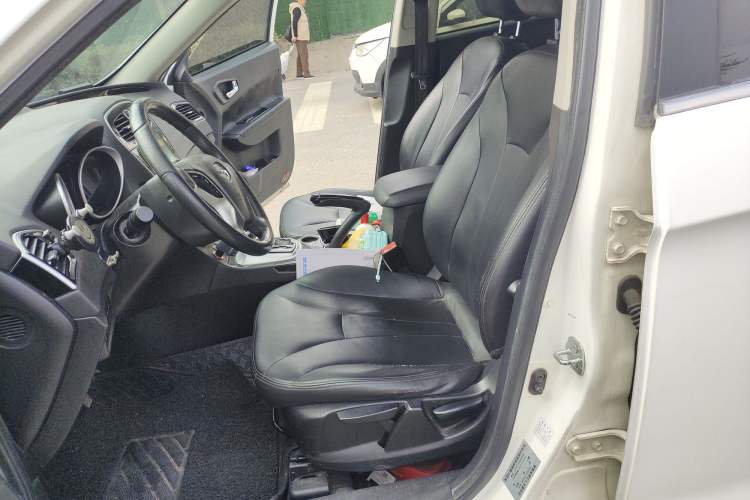 Used GAC Trumpchi GS5 Super 2015 2.0L Automatic Two-Wheel Drive Comfort Edition Left Front Seat