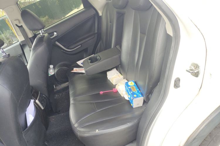 Used GAC Trumpchi GS5 Super 2015 2.0L Automatic Two-Wheel Drive Comfort Edition Left Rear Seat