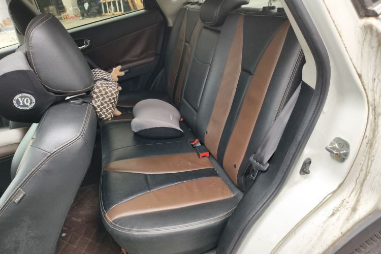 Used GAC Trumpchi GS5 Super 2015 2.0L Automatic Two-Wheel Drive Elite Edition Left Rear Seat