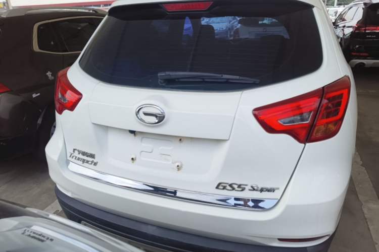 Used GAC Trumpchi GS5 Super 2015 2.0L Automatic Two-Wheel Drive Comfort Edition Rear
