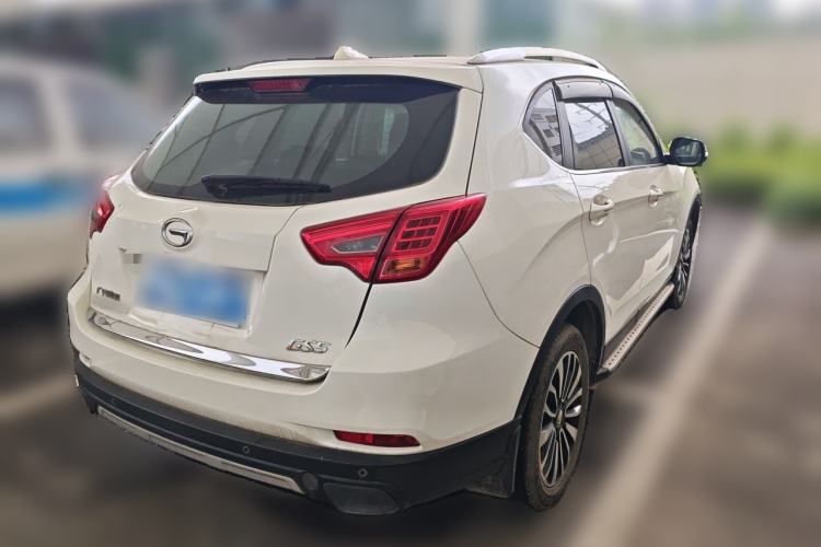 Used GAC Trumpchi GS5 Super 2015 2.0L Automatic Two-Wheel Drive Luxury Navigation Edition Rear Right 45 Deg