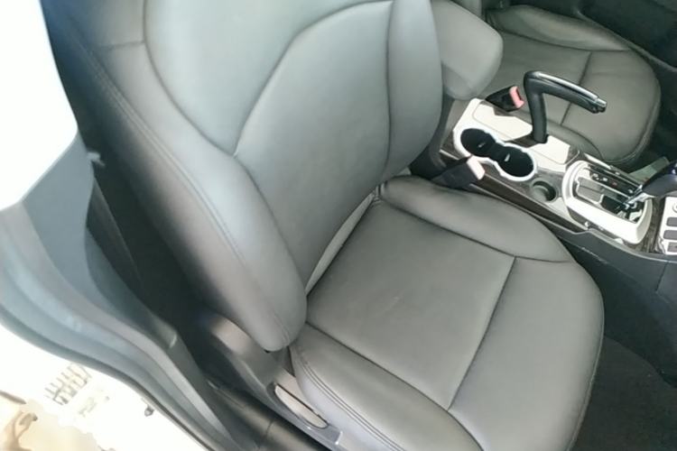 Used GAC Trumpchi GS5 Super 2015 2.0L Automatic Two-Wheel Drive Comfort Edition Right Front Seat