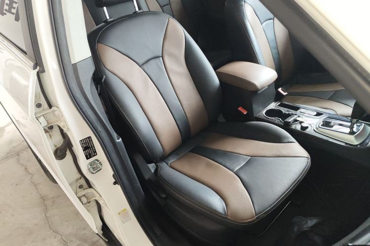 Used GAC Trumpchi GS5 Super 2015 1.8T Automatic All-Wheel Drive Luxury Navigation Edition Right Front Seat