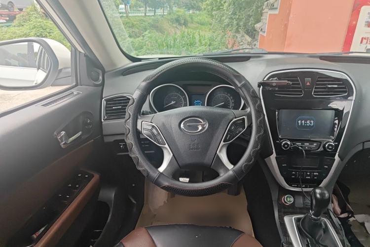 Used GAC Trumpchi GS5 Super 2015 2.0L Manual Two-Wheel Drive Elite Edition Steering Wheel