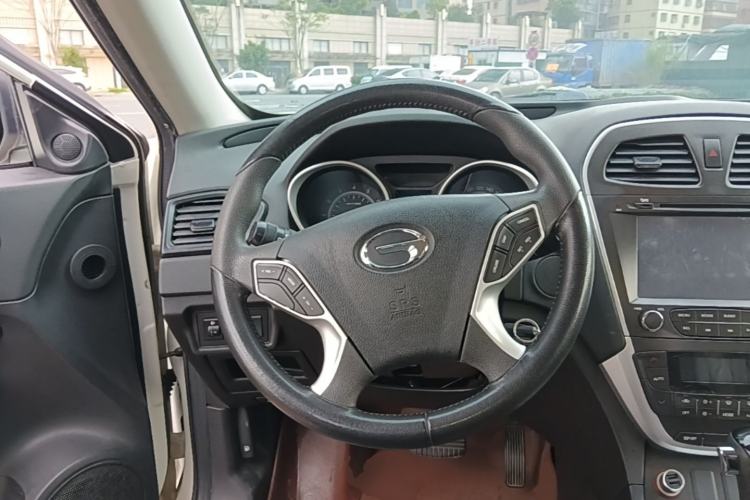 Used GAC Trumpchi GS5 Super 2015 2.0L Automatic Two-Wheel Drive Comfort Edition Steering Wheel