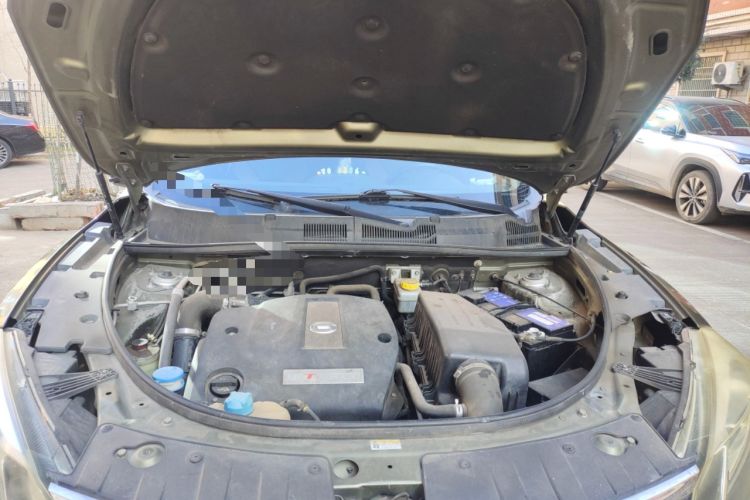 Used GAC Trumpchi GS5 Super 2015 1.8T Automatic Two-Wheel Drive Luxury Edition Engine Bay
