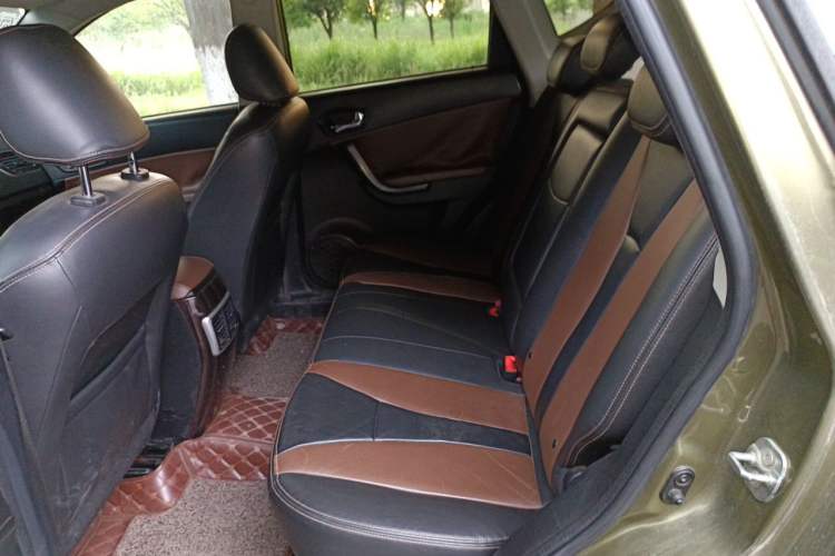 Used GAC Trumpchi GS5 Super 2015 1.8T Automatic Two-Wheel Drive Elite Edition Left Rear Seat