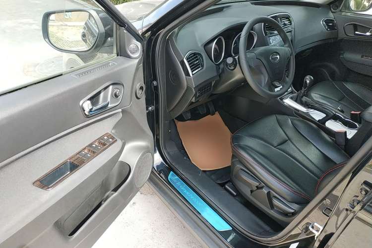 Used GAC Trumpchi GS5 Super 2016 2.0L Manual Two-Wheel Drive Comfort Edition Driver Seat