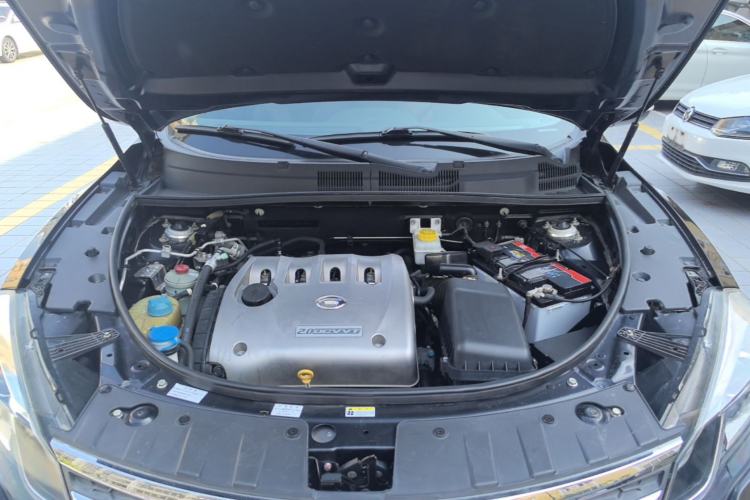 Used GAC Trumpchi GS5 Super 2016 2.0L Automatic Two-Wheel Drive Supreme Edition Engine Bay