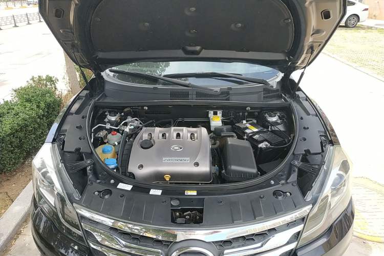 Used GAC Trumpchi GS5 Super 2016 2.0L Manual Two-Wheel Drive Comfort Edition Engine Bay