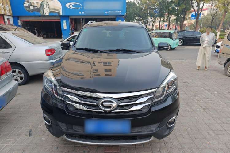 Used GAC Trumpchi GS5 Super 2016 2.0L Automatic Two-Wheel Drive Anniversary Edition Exterior 1