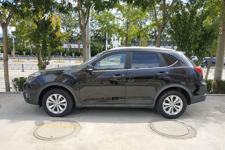 Used GAC Trumpchi GS5 Super 2016 2.0L Manual Two-Wheel Drive Comfort Edition Left Side