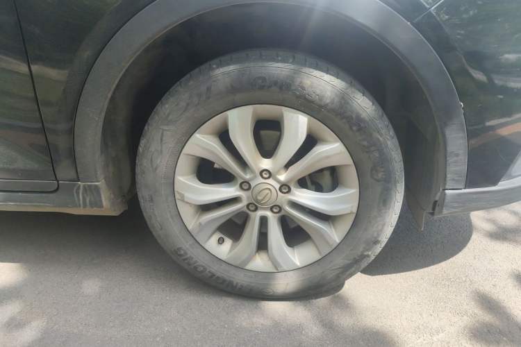 Used GAC Trumpchi GS5 Super 2016 2.0L Manual Two-Wheel Drive Comfort Edition Right Front Wheel Hub