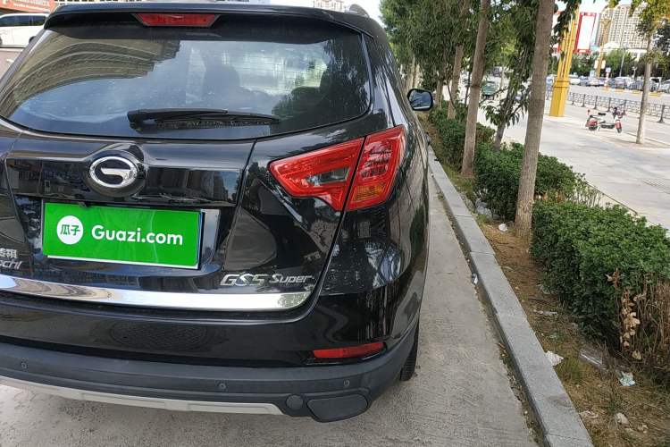 Used GAC Trumpchi GS5 Super 2016 2.0L Manual Two-Wheel Drive Comfort Edition Right Rear Taillight