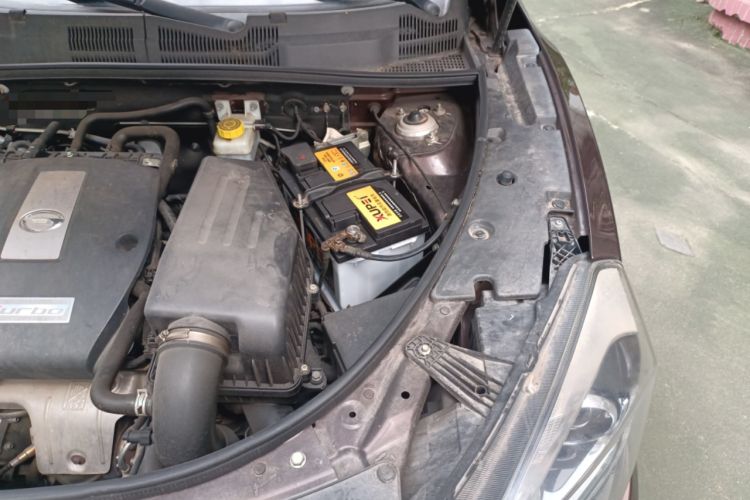 Used GAC Trumpchi GS5 Super 2016 1.8T Automatic Two-Wheel Drive Anniversary Edition Engine Bay Left