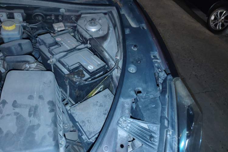 Used GAC Trumpchi GS5 Super 2016 2.0L Manual Two-Wheel Drive Comfort Edition Engine Bay Left
