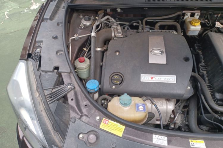 Used GAC Trumpchi GS5 Super 2016 1.8T Automatic Two-Wheel Drive Anniversary Edition Engine Bay Right