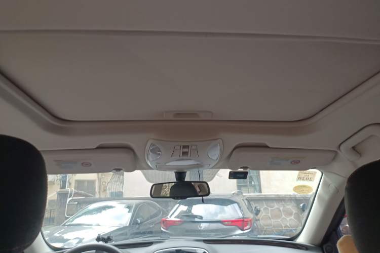 Used GAC Trumpchi GS5 Super 2016 1.8T Automatic Two-Wheel Drive Anniversary Edition Headliner