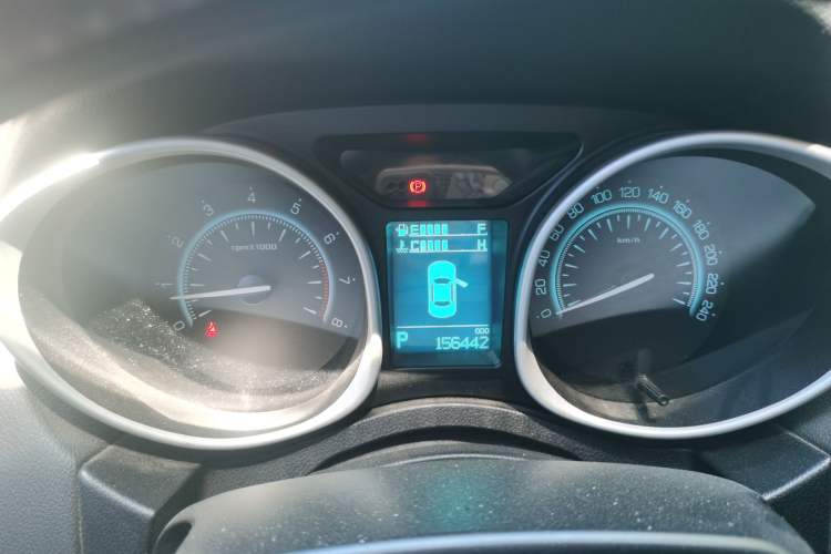 Used GAC Trumpchi GS5 Super 2016 2.0L Automatic Two-Wheel Drive Anniversary Edition Instrument Cluster