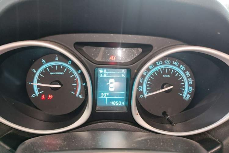 Used GAC Trumpchi GS5 Super 2016 2.0L Manual Two-Wheel Drive Comfort Edition Instrument Cluster