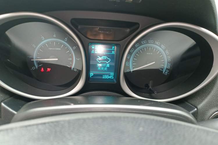 Used GAC Trumpchi GS5 Super 2016 1.8T Automatic Two-Wheel Drive Anniversary Edition Odometer Close Up