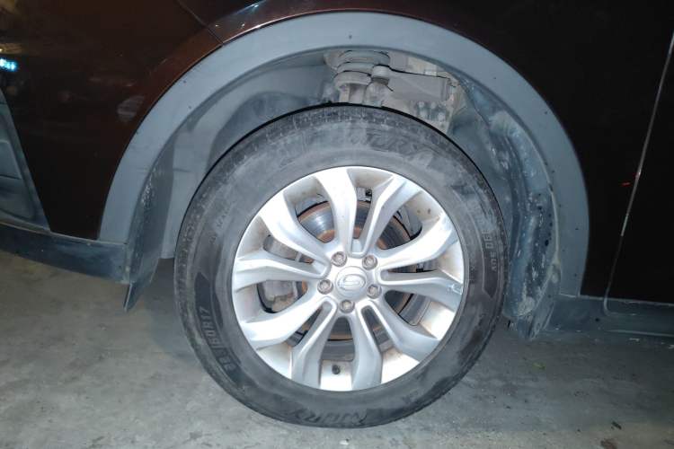 Used GAC Trumpchi GS5 Super 2016 2.0L Manual Two-Wheel Drive Comfort Edition Right Front Wheel Hub