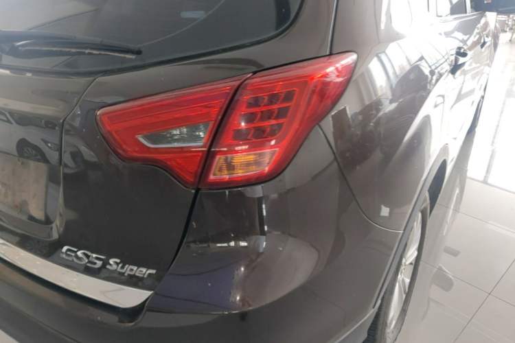 Used GAC Trumpchi GS5 Super 2016 2.0L Manual Two-Wheel Drive Comfort Edition Right Rear Taillight