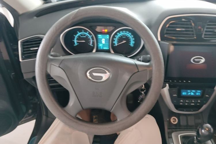Used GAC Trumpchi GS5 Super 2016 2.0L Manual Two-Wheel Drive Comfort Edition Steering Wheel