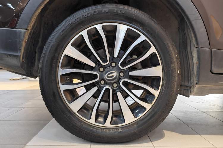 Used GAC Trumpchi GS5 Super 2016 2.0L Automatic Two-Wheel Drive Anniversary Edition Exterior 11