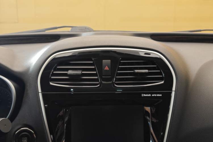 Used GAC Trumpchi GS5 Super 2016 2.0L Automatic Two-Wheel Drive Anniversary Edition Interior 7