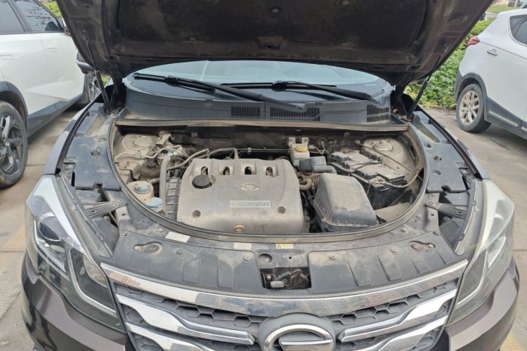 Used GAC Trumpchi GS5 Super 2016 2.0L Automatic Two-Wheel Drive Anniversary Edition Engine Bay