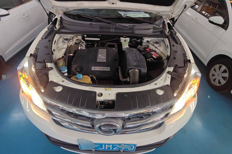 Used GAC Trumpchi GS5 Super 2016 1.8T Automatic Two-Wheel Drive Luxury Smart Edition Engine Bay
