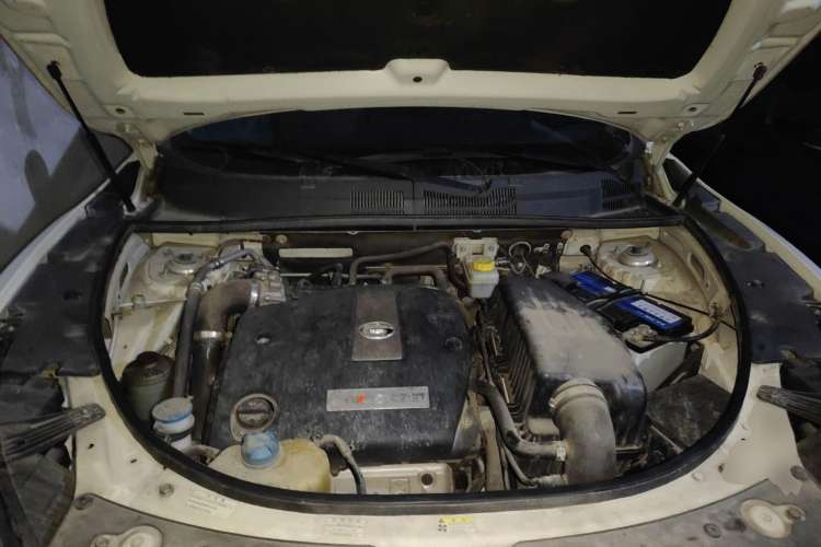 Used GAC Trumpchi GS5 Super 2016 1.8T Automatic Two-Wheel Drive Anniversary Edition Engine Bay