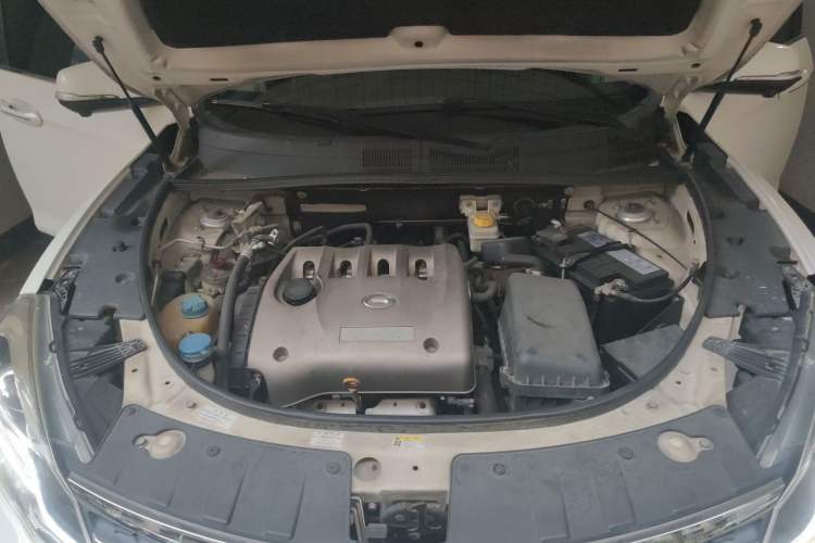Used GAC Trumpchi GS5 Super 2016 2.0L Automatic Two-Wheel Drive Anniversary Edition Engine Bay