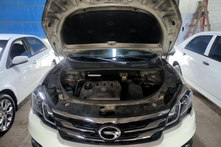 Used GAC Trumpchi GS5 Super 2016 2.0L Automatic Two-Wheel Drive Anniversary Edition Engine Bay