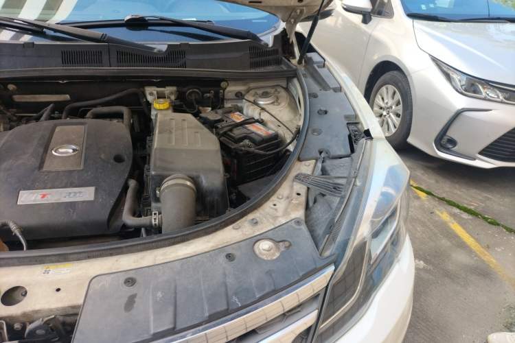 Used GAC Trumpchi GS5 Super 2016 1.8T Automatic Two-Wheel Drive Anniversary Edition Engine Bay Left