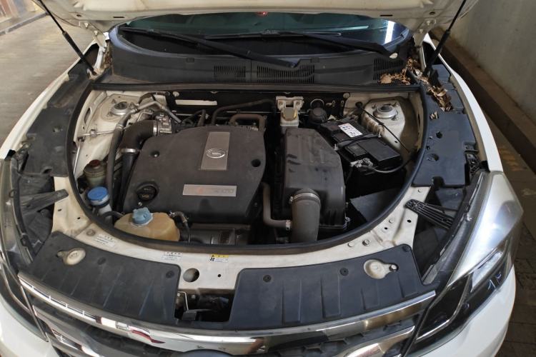Used GAC Trumpchi GS5 Super 2016 1.8T Automatic Two-Wheel Drive Anniversary Edition Engine Bay