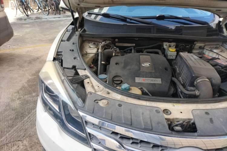 Used GAC Trumpchi GS5 Super 2016 1.8T Automatic Two-Wheel Drive Anniversary Edition Engine Bay Right