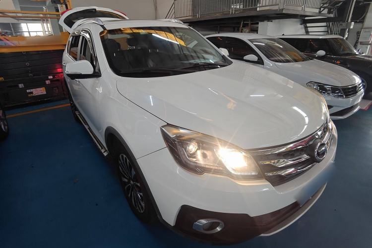 Used GAC Trumpchi GS5 Super 2016 1.8T Automatic Two-Wheel Drive Luxury Smart Edition Exterior 2