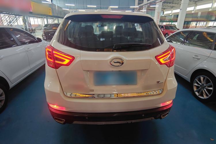 Used GAC Trumpchi GS5 Super 2016 1.8T Automatic Two-Wheel Drive Luxury Smart Edition Exterior 4