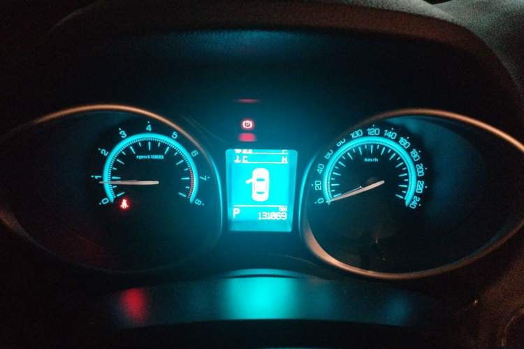 Used GAC Trumpchi GS5 Super 2016 2.0L Automatic Two-Wheel Drive Anniversary Edition Instrument Cluster