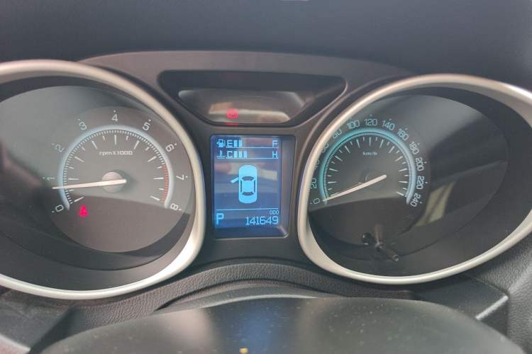 Used GAC Trumpchi GS5 Super 2016 2.0L Automatic Two-Wheel Drive Anniversary Edition Instrument Cluster