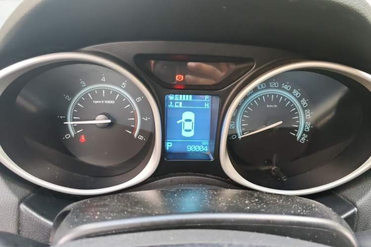 Used GAC Trumpchi GS5 Super 2016 2.0L Automatic Two-Wheel Drive Anniversary Edition Instrument Cluster