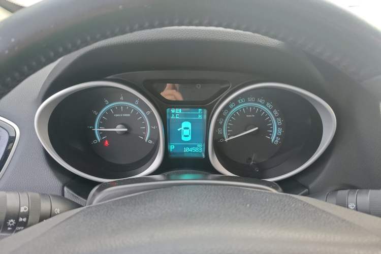 Used GAC Trumpchi GS5 Super 2016 1.8T Automatic Two-Wheel Drive Anniversary Edition Instrument Cluster