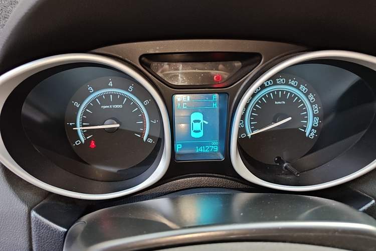 Used GAC Trumpchi GS5 Super 2016 1.8T Automatic Two-Wheel Drive Anniversary Edition Instrument Cluster