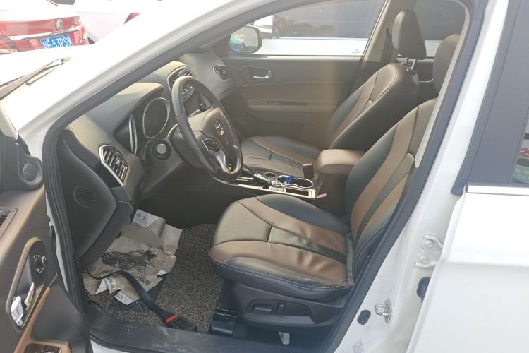 Used GAC Trumpchi GS5 Super 2016 1.8T Automatic Two-Wheel Drive Anniversary Edition Left Front Seat